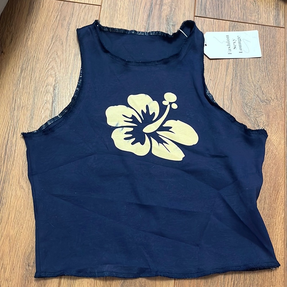Aloha cropped tee